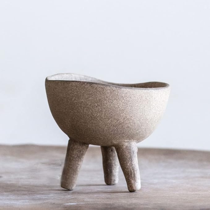 Creative Co-Op Round Terra-cotta Bowl with 3-Legs and Distressed Finish, Cream