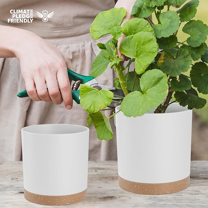 Plant Pots with Drainage Holes and Saucers – 7, 6.5, 6, 5, 4 Inch Plastic Planters for Indoor Outdoor Plants, Modern Matte Finish, Lightweight & Durable(White