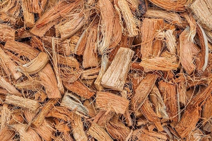 Coco Chips for Plants (650gm Bricks, 5-Pack) - Organic Coco Coir Chips - Coconut Husk Chips for Potting Soil, Garden Soil, & Seed Starter Soil - Coconut Mulch for Garden - Coconut Chips for Plants