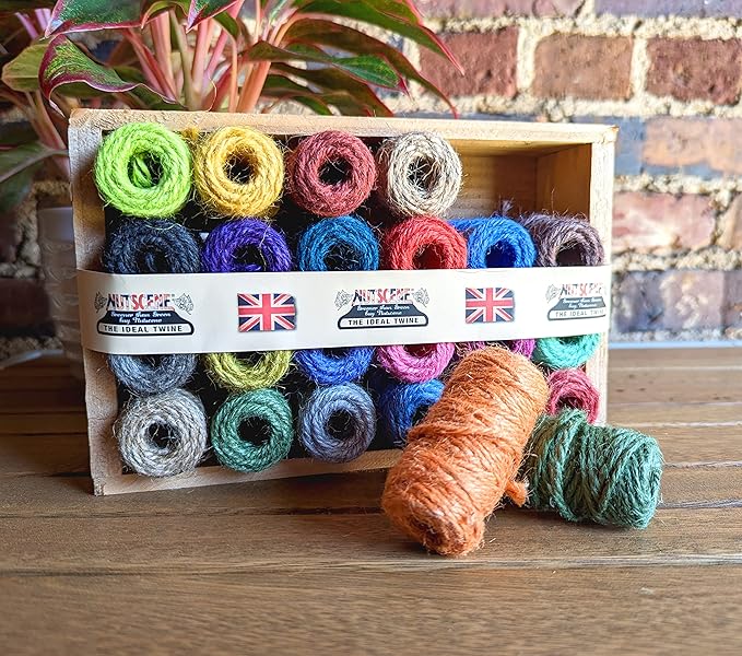 Bosmere K812 Nutscene Wood Crate of 24 Mini Twines Spools