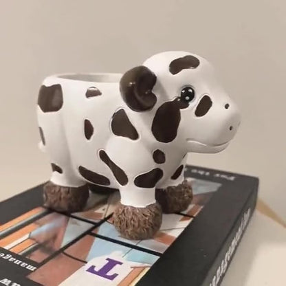 HVEST Cow Planter Pot, Cute Animal Succulent Planter, Resin Flowerpot Small Plant Pots for Indoor Home Office Desktop Decoration