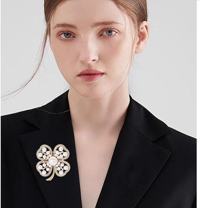 St.Patrick's Day Brooches for Women Dainty Crystal Four Leaf Lapel Pin Shamrock Hat Brooch Pins Irish Enamel Brooches Irish Holiday Costume Accessory Jewelry