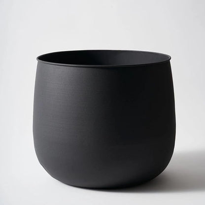 Silk Serenade Round Matt Black Iron Planter, 16 inch Tall Large Indoor Outdoor Plant Pots, Modern Contemporary Lightweight Textured Stone Decorative Garden Pots for House Indoor Outdoor Patio Porch