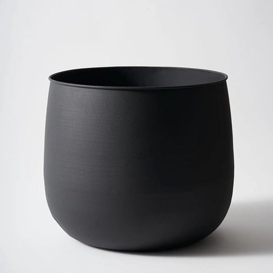 Silk Serenade Round Matt Black Iron Planter, 16 inch Tall Large Indoor Outdoor Plant Pots, Modern Contemporary Lightweight Textured Stone Decorative Garden Pots for House Indoor Outdoor Patio Porch