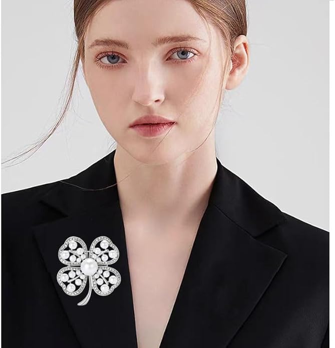 St.Patrick's Day Brooches for Women Dainty Crystal Four Leaf Lapel Pin Shamrock Hat Brooch Pins Irish Enamel Brooches Irish Holiday Costume Accessory Jewelry