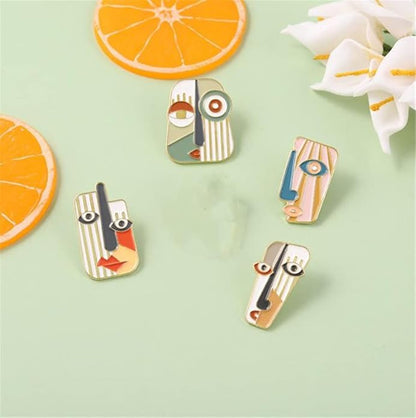 4Pcs Art Mask Enamel Pin Brooch Individual Metal Badge Lapel Pin Abstract Face Mask Pin Set Collar Pin Fashion Jewelry Clothes Bag Accessories