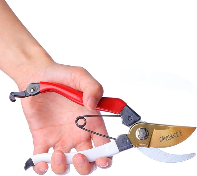 Gardeness Titanium Pruning Shears, Lightweight SK5 Bypass Garden Secateurs – Easy-Grip Hand Pruners for Women, Roses, Bonsai, Trimming & Everyday Gardening, Floral & Yard Work, Arthritis Friendly