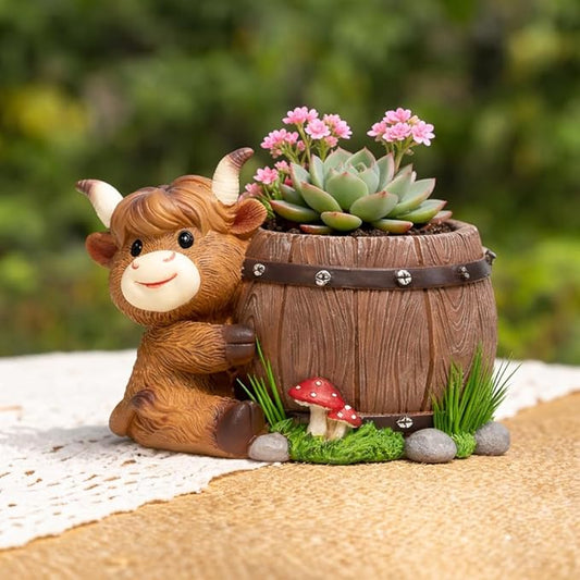Highland Cow Succulent Planter with Drainage Hole & Plug, Mini Resin Cow Flower Pot for Indoor Outdoor Plants, Cute Animal Planter for Home & Garden Decor (D)