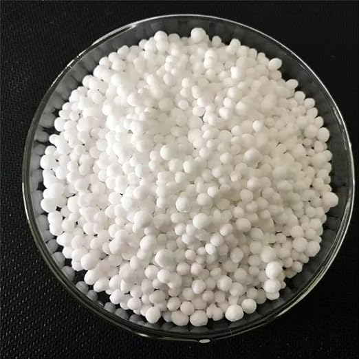 Urea Fertilizer 46-0-0, Nitrogen Fertilizer for Plant Growth and Green Lawns, Fruit, Vegetables. (4 lb)