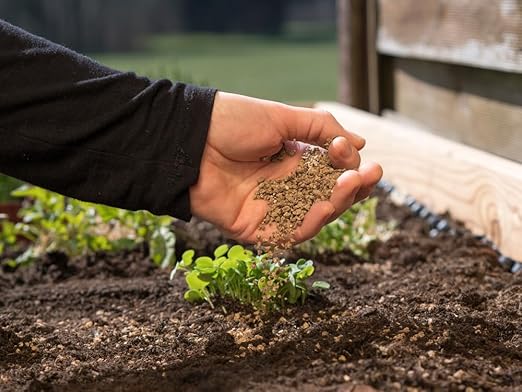 Bone Meal Fertilizer | Add to Potting Soil | Strong Root Development | for Tomatoes, Peppers, and Bulbs (12 Ounces)