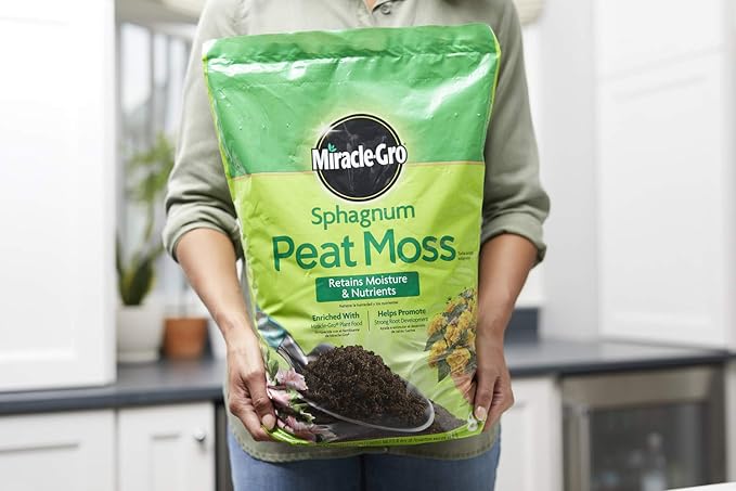Miracle-Gro Sphagnum Peat Moss, For Containers and In-Ground, 8 qt., 2-Pack