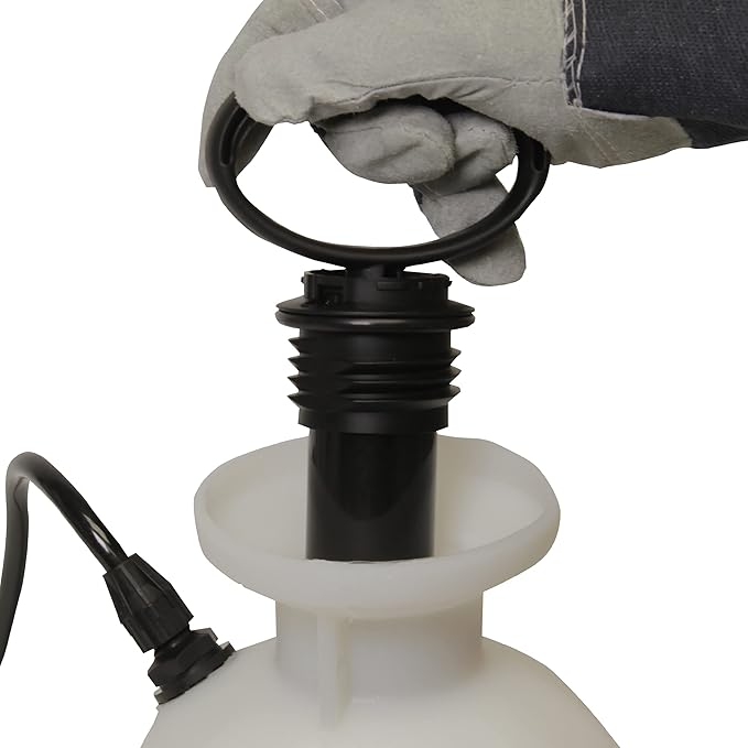 Chapin 20030 3-Gallon SureSpray Sprayer for Fertilizer, Herbicides and Pesticides