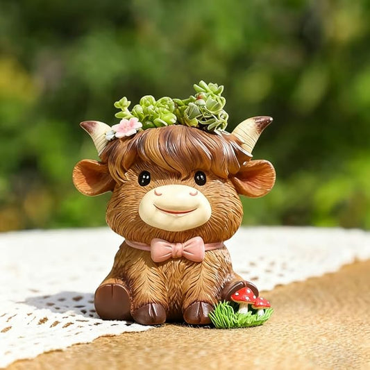 Highland Cow Succulent Planter with Drainage Hole & Plug, Mini Resin Cow Flower Pot for Indoor Outdoor Plants, Cute Animal Planter for Home & Garden Decor (C)