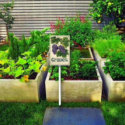 Uptell Vintage Aluminum Grapes Fruit Signs Yard Sign with Stake for Garden Fruit Garden Label Stakes Plant Markers for Outdoor Plants Waterproof 7x8.8 inch