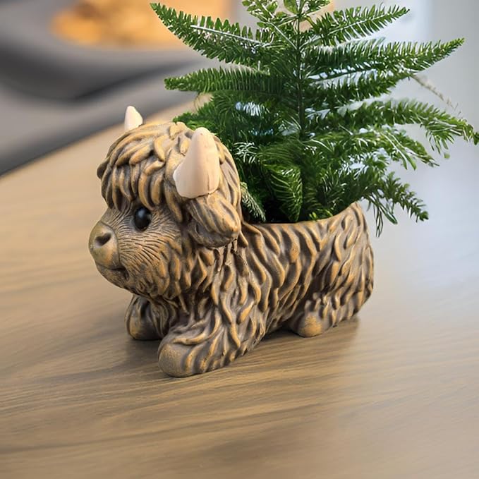 Highland Cow Planter, Resin Succulent Plant Pot, Small Decorative Animal Flower Container, Gift for Cow Lovers (Dark Brown)