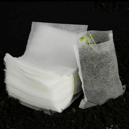Plant Grow Bags,200PCS Non-Woven Grow Bags Biodegradable Breathability Pots Plants Pouch Breeding Bags(12 * 12CM)