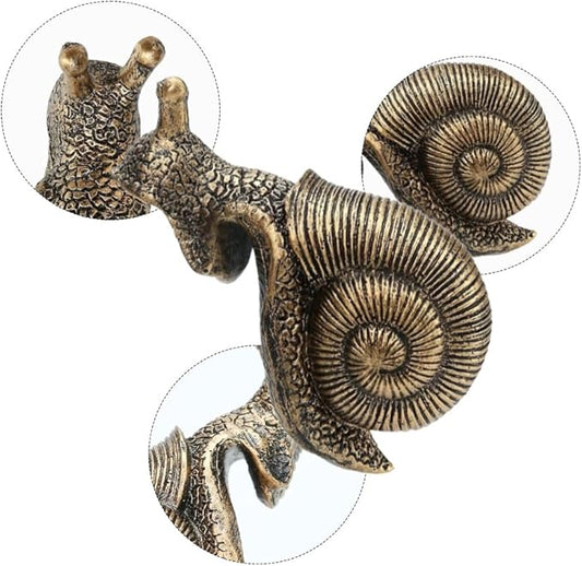 HPMAISON Plant Pot Hanger Snail Resin Statue Halloween Snail Garden Flower Pot Decoration Outdoor Decorative Sculptures Ornaments Figurine Weatherproof and UV Resistant