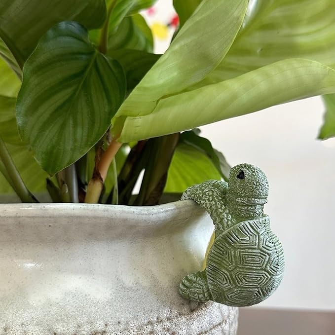 HPMAISON Plant Pot Hanger Bat Resin Statue Halloween Bat Garden Flower Pot Decoration Outdoor Decorative Sculptures Ornaments Figurine Weatherproof and UV Resistant (Turtle)