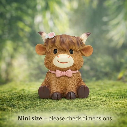 Highland Cow Succulent Planter with Drainage Hole & Plug, Mini Resin Cow Flower Pot for Indoor Outdoor Plants, Cute Animal Planter for Home & Garden Decor (C)