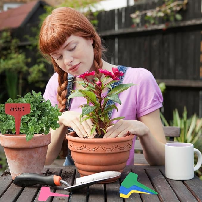200pcs Plant Labels, Tags, and Markers - Garden Labels Outdoor Waterproof - Plastic Labels for Seedlings, Name Tags, Gardening Supplies, Greenhouse Accessories, Plant Nursery