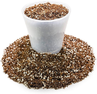 Gardenera Professional Carnivorous Plant Soil - Ready to Use for Venus Flytraps, Sundews, Pitcher Plants, Butterworts | Peat Moss, Coco Coir, Perlite - 4 Quart Bag