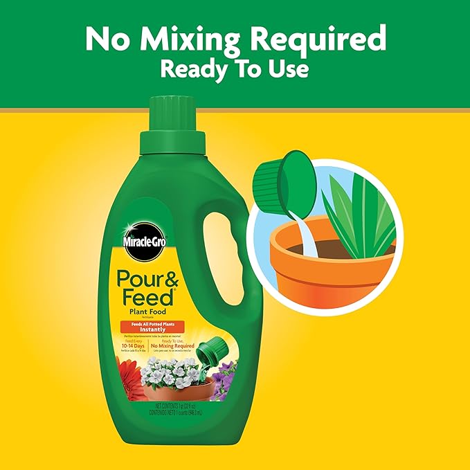 Miracle-Gro Pour & Feed Plant Food - Outdoor and Indoor Plant Fertilizer for Containers, Instantly Feeds, 32 fl. oz.