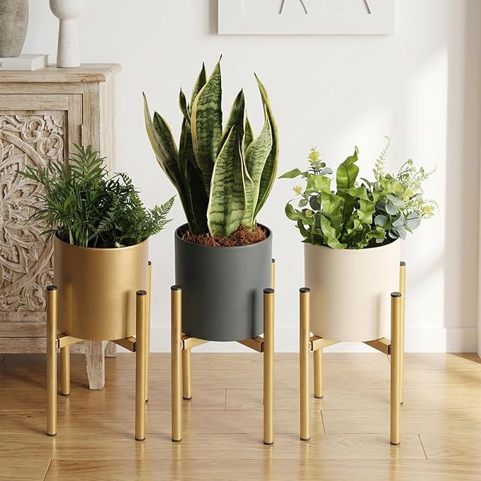 Metal Plant Pot with Drainage Hole,Mid Century Modern 7 inch Round Pot Indoor Outdoor Planters for Decorative Pots of Tabletop Living Room Bedroom Beige