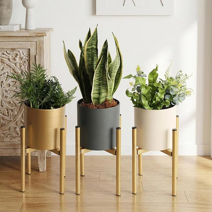 Metal Plant Pot with Drainage Hole,Mid Century Modern 7 inch Round Pot Indoor Outdoor Planters for Decorative Pots of Tabletop Living Room Bedroom Beige