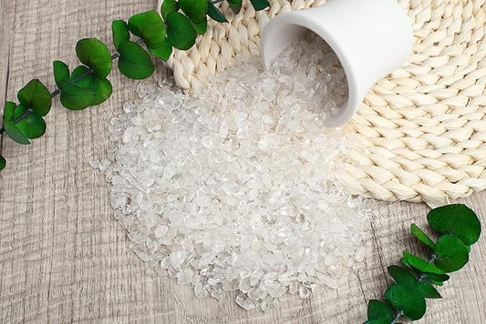 ZHIYUXI 1 lb Clear Quartz Crystal Chips Bulk Fish Tank Decorations Aquarium Rocks Gravel Vase Filler Stones Crystals for Candle Making Witch Kit Gravel for Plants Quartz Sand Terrarium Supplies
