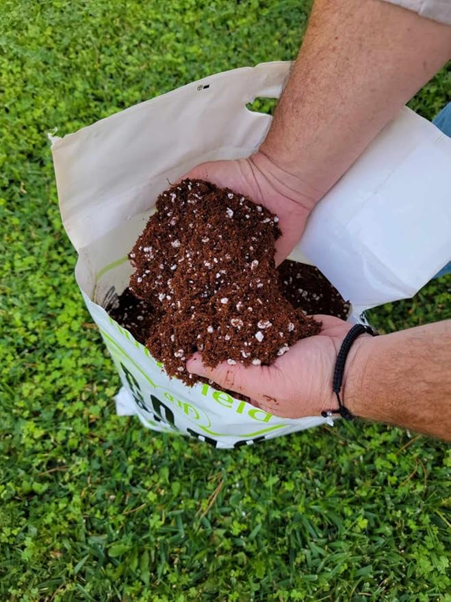 Nutrifield 4 Bags Coco Coir Perlite 70/30 Plus Coco Part A 5 Liter and Coco Part B 5 Liter Bundle Deal