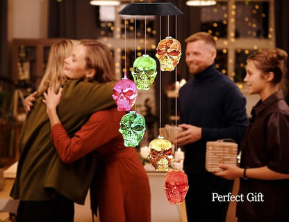 Skull Solar Wind Chimes Lights for Outside Gifts for Grandma Mom Skull Decorations Color Changing Decor LED Windchimes, Skull Gift for Birthdays, Theme Parties, Haunted House Party