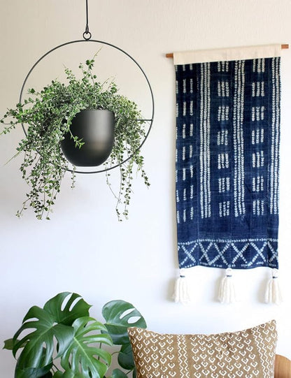 Hanging Planter for Indoor Outdoor Plants Metal Mid Century Minimalist Wall Ceiling Plant Hanger, Hanging Flower Pot Basket Holder for Home Office Décor(Black)