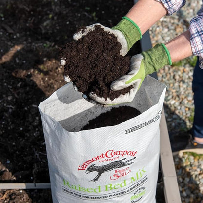 Raised Bed Mix | High-Nutrient Compost-Based Potting Soil for Plants & Vegetables Organic Gardening - 20 Quarts | Gardener's Supply Co Exclusive