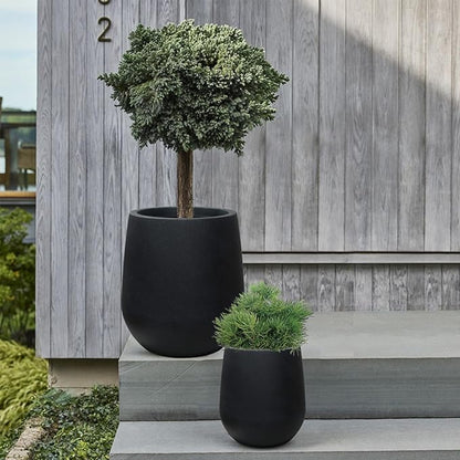 16.9 Inch Plastic Tall Planters for Outdoor Plants,Modern Black Round Tapered Flower Pot for Outdoor and Indoor Plants, Large Plant Pots with Drainage Holes and Rubber Plug for Home Garden Patio