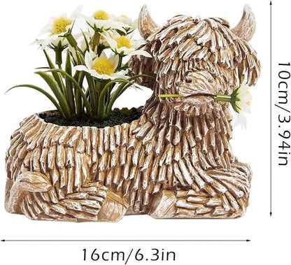 Highland Cow Planter for Outdoor Plants, Cute Scottish Highland Cow Decor Flower Pot,Resin Highland Cow Figurines Succulent Pots,Highland Cow Succulent Planters,Highland Cow Gifts for Women Men Kids