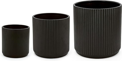 Amazon Basics Fluted Ceramic Round Planters with Drainage Hole, Indoor Outdoor Flower Pots, Assorted Sizes 6, 8, 10 inch, Set of 3, Black