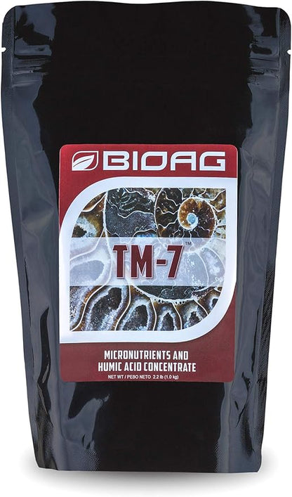 BioAg TM7 Organic Humic Acid Soil Conditioner Plus Essential Micronutrients, Dry Amendment for All Plants, Lawns, S B Co Cu Fe Mn Mo Zn (1 kg) (BA74022)
