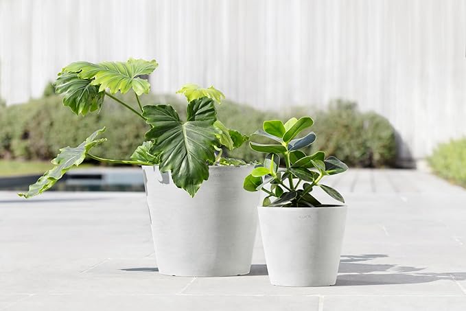 Ecopots Amsterdam Durable Modern Round Indoor/Outdoor Recycled-Based Composite Flower Pot Planter, Pure White, 10"