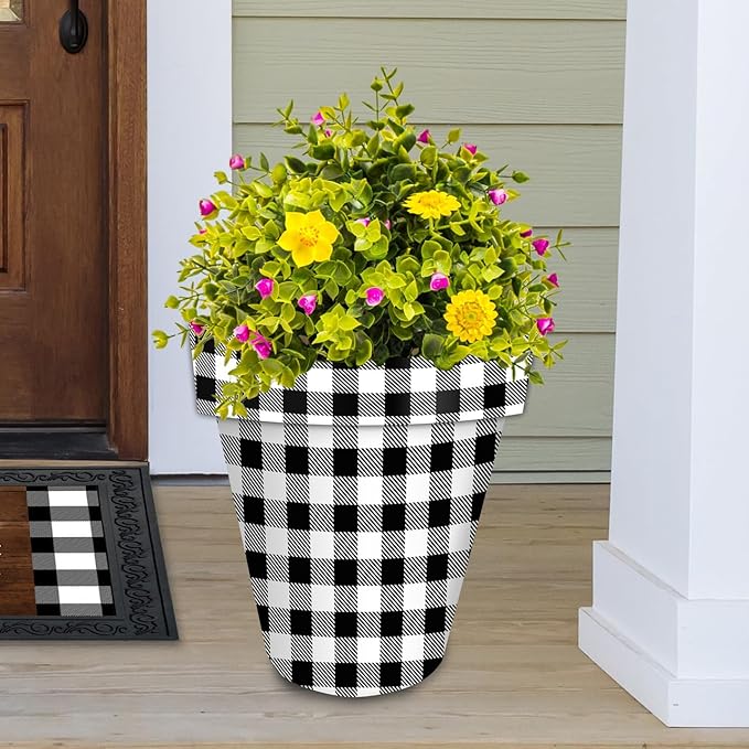 Briarwood Lane Black and White Buffalo Check Large Planter