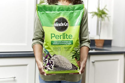 Miracle-Gro Perlite, Helps Improve Drainage and Aeration in Potting Mixes, Enriched with Plant Food, 8-quart (2-Pack)