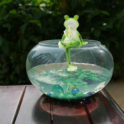 HPMAISON Miniature Frog Figurines Plant Decorations for Pots Resin Garden Frog Statue Cute Planter Hugger for Pot Fish Tank Mini Outdoor Yard Patio Fairy Garden Statue Desk Ornament (Juice Cup)
