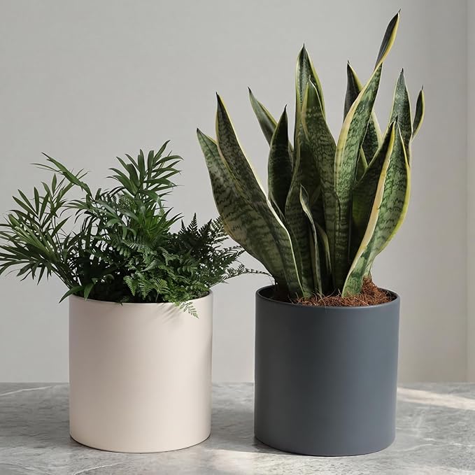 Metal Plant Pot with Drainage Hole,Mid Century Modern 7 inch Round Pot Indoor Outdoor Planters for Decorative Pots of Tabletop Living Room Bedroom Beige