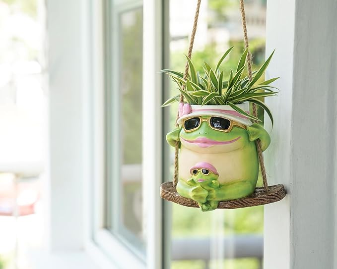 Swing Frog Hanging Planters for Indoor Plants, 6.3 Inch Hanging Baskets for Plants Outdoor, Small Succulent Pots with Drainage Hole, Resin Plant Hangers Outdoor for String Of Pearls, Gift for Mom