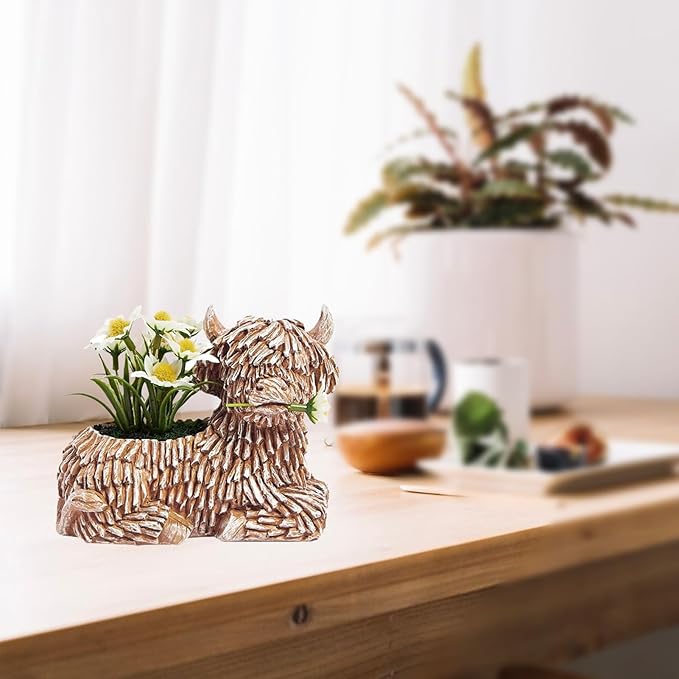 Cute Cow Succulent Planter Pot with Drainage Animal Resin Planter Small Succulent Pot Cartoon Shaped Plant Pot for Mini Plants Flower Cactus