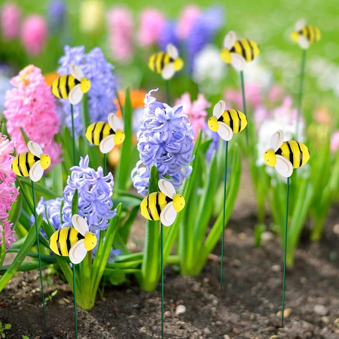 Bee Garden Stakes Decor, Metal Plant Garden Decor Yard Art, Cute Bee Design Decorative Garden Stakes for Garden Lawn Corridor Plant Pot, Flower Bed Decor Yellow (20Pcs)