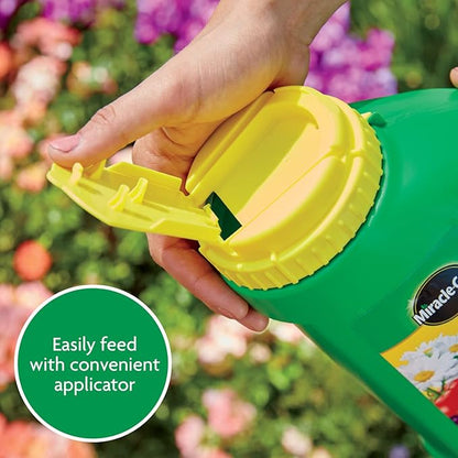 Miracle-Gro Shake 'N Feed All Purpose Plant Food - Outdoor and Indoor Plant Food for In-Ground and Containers, Feeds for up to 3 Months, 4.5 lbs.
