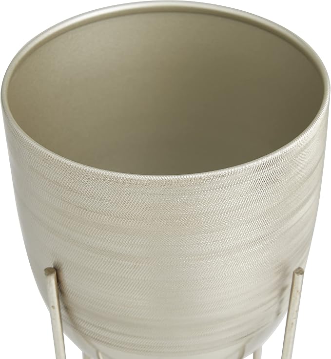 Deco 79 Metal Indoor Outdoor Planter Small Planter Pot with Removable Stand, Set of 2 Planters 6", 5"W, Silver