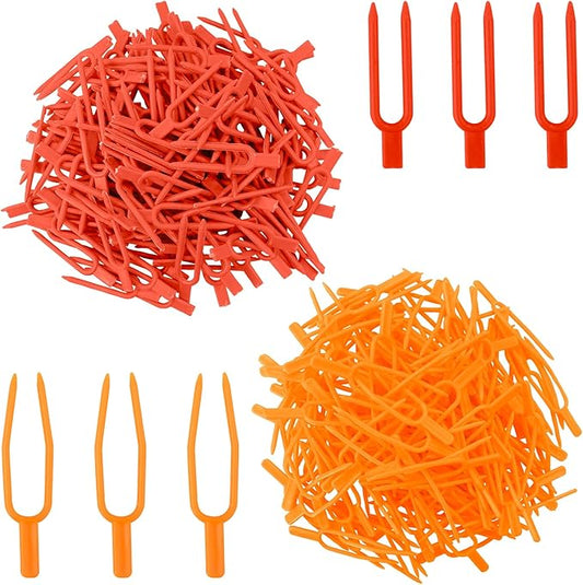400pcs Plastic Gardening Plant Pin, Strawberry Support Pins Clip Watermelon Fork Farming Securing Garden Vines Fixing Clips Tool (2", 2.6")