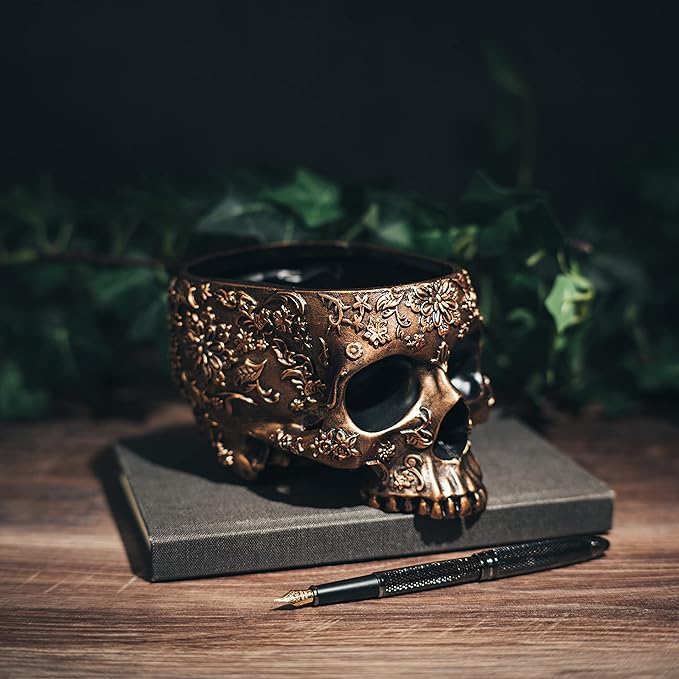 Bronze Skull Planter Pot 6 Inch Skeleton Head Pot for Succulents Flowers, & Bowl Dish Gothic Decor for Garden Home Parties Haunted House Spooky Black Display Halloween Skull Flower Pot Decoration Gift