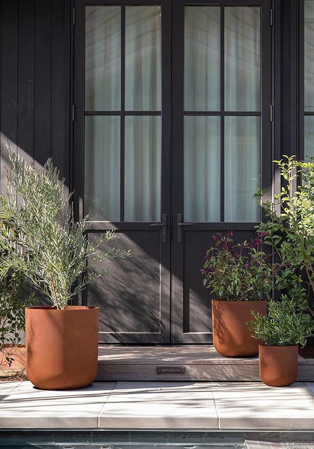 Veradek Patina Series Kona Planter - Round Planter for Outdoor Porch/Garden | Naturally Rusting Planter for All-Weather Use